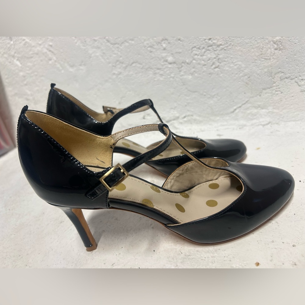 Boden Black Patent Leather Heels with Tan Accents